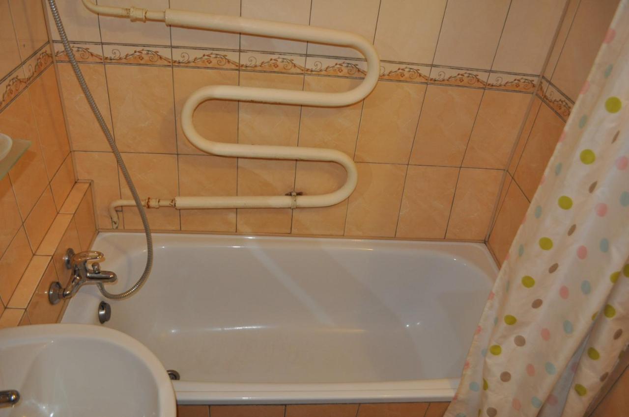 Apartment For Rent Reasonable Price Krzemieńczuk Zewnętrze zdjęcie